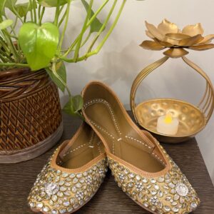 Women Embellished Ethnic Mojaris Flats